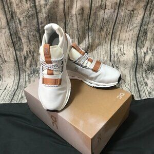 👟Cloudnova Women Shoes new with box 100% Authentic